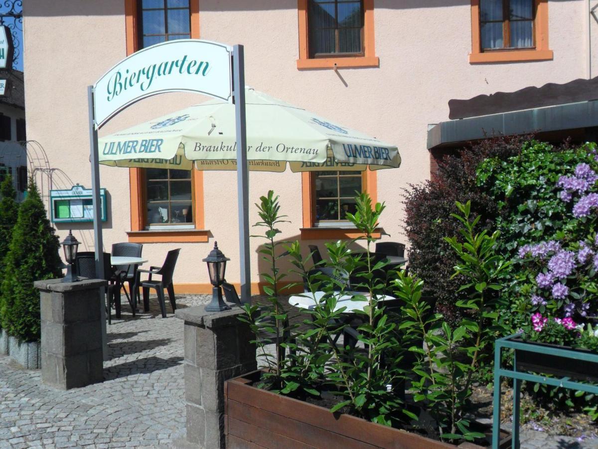 Hotel Hirsch Seebach Eksteriør bilde